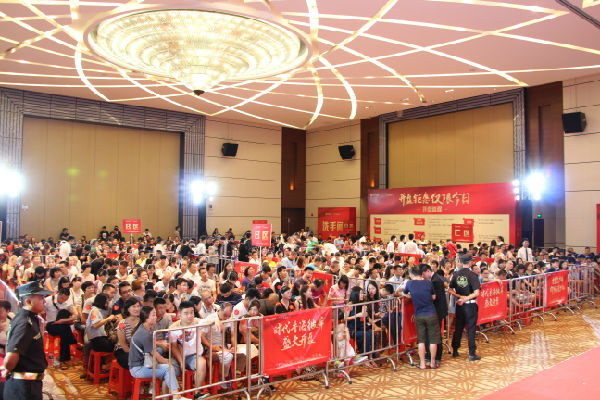 3. 30秒卖1套——乐动·官方版网站登录入口_乐动(中国)
·香海彼岸(佛山)7月30日盛大开盘880.png